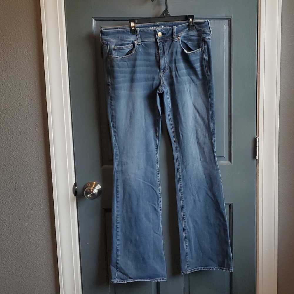 American Eagle Outfitters Light Blue Straight Leg Jeans